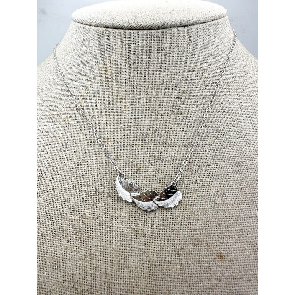 Vintage Danecraft Sterling Silver Leaf Pendant Necklace 13.5”